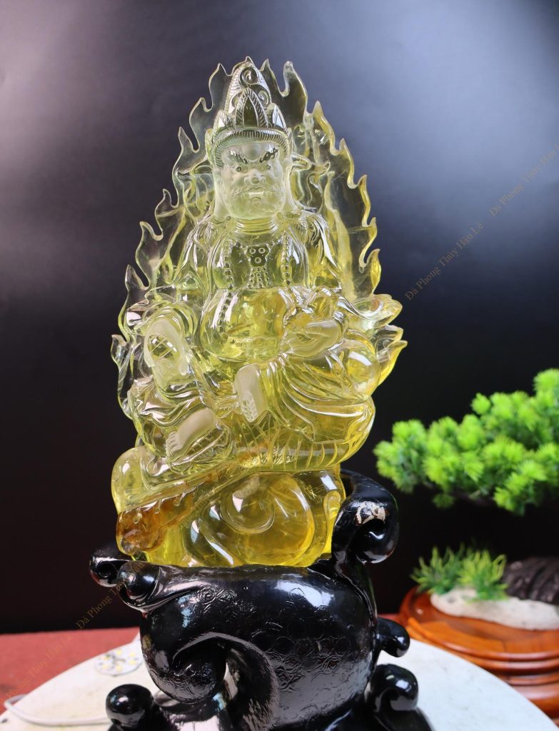 đá thạch anh tóc vàng