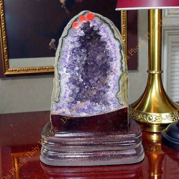 Hốc thạch anh tự nhiên làm quà tặng tân gia